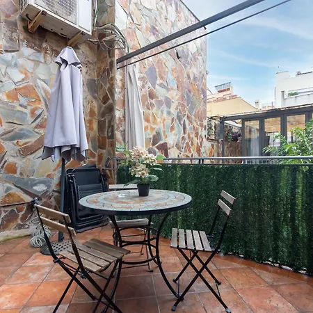 Hostal House-2